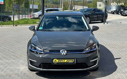 Volkswagen e-Golf 2020 - фото 2