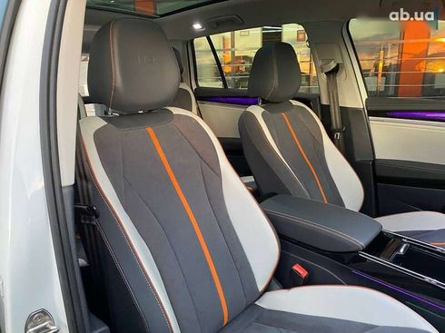 Volkswagen ID.6 X 2023 - фото 28