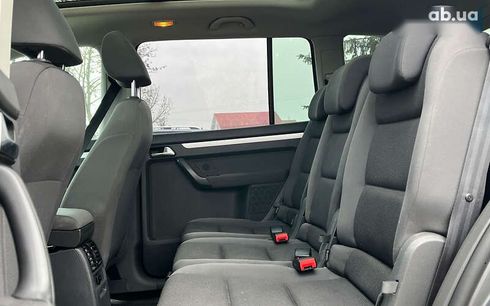 Volkswagen Touran 2011 - фото 23