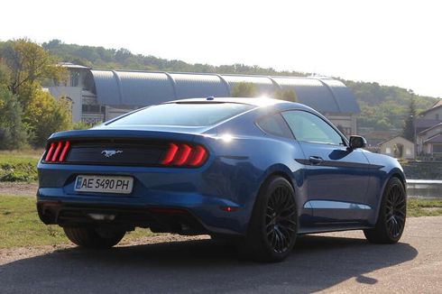 Ford Mustang 2018 - фото 8