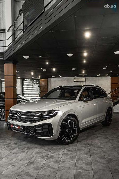 Volkswagen Touareg 2024 - фото 6