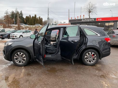 Kia Sorento 2016 серый - фото 21