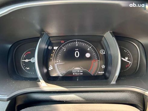 Renault Megane 2018 - фото 21