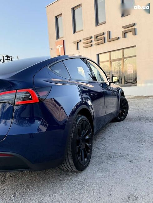 Tesla Model Y 2024 - фото 15