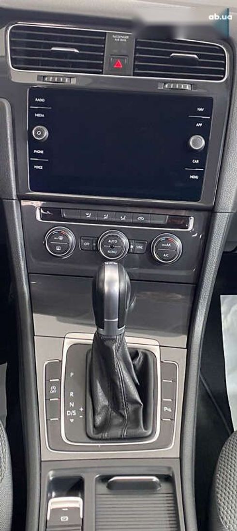 Volkswagen Golf 2018 - фото 16