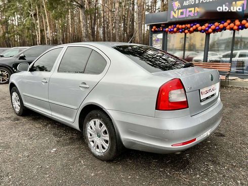 Skoda Octavia 2012 - фото 4