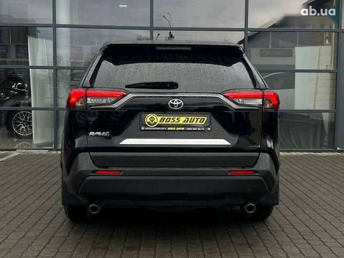 Toyota RAV4 2019 - фото 6