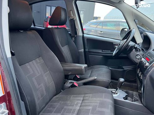 Suzuki SX4 2010 красный - фото 30