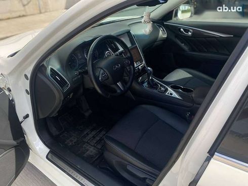 Infiniti Q50 2017 - фото 15
