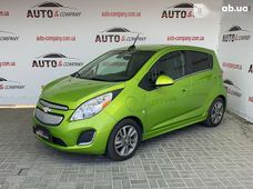 Продаж вживаних Chevrolet Spark 2015 року - купити на Автобазарі