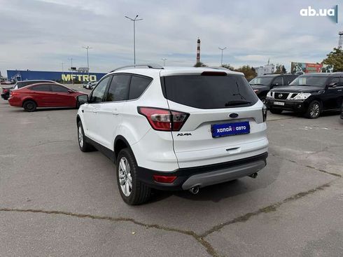 Ford Kuga 2016 - фото 7