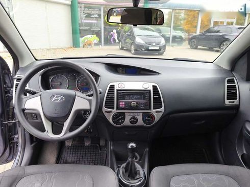 Hyundai i20 2012 - фото 16