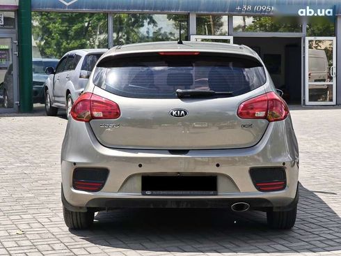 Kia Cee'd 2016 - фото 7