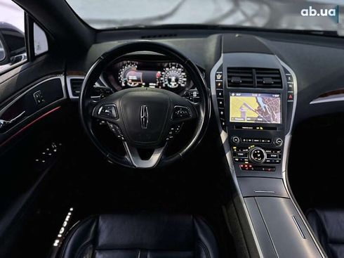 Lincoln MKZ 2019 - фото 24