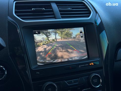 Ford Explorer 2016 черный - фото 90