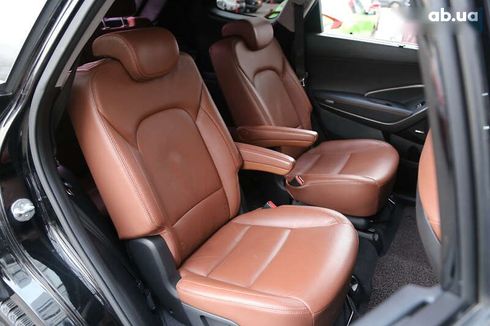 Hyundai Grand Santa Fe 2015 - фото 13
