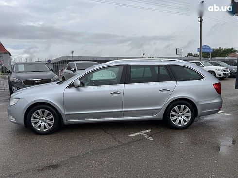 Skoda Superb 2011 - фото 9