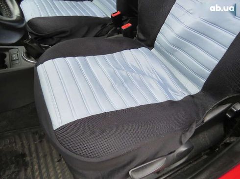 Skoda Fabia 2011 - фото 9