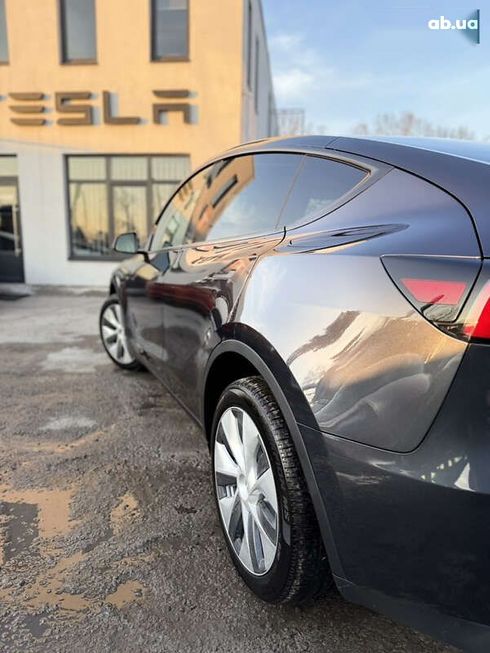 Tesla Model Y 2024 - фото 16