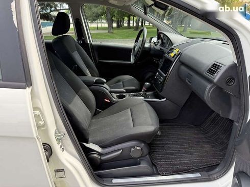 Mercedes-Benz A-Класс 2010 - фото 29