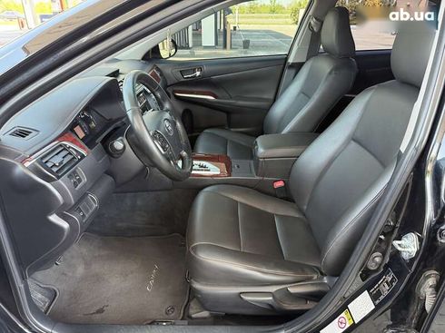 Toyota Camry 2011 - фото 14
