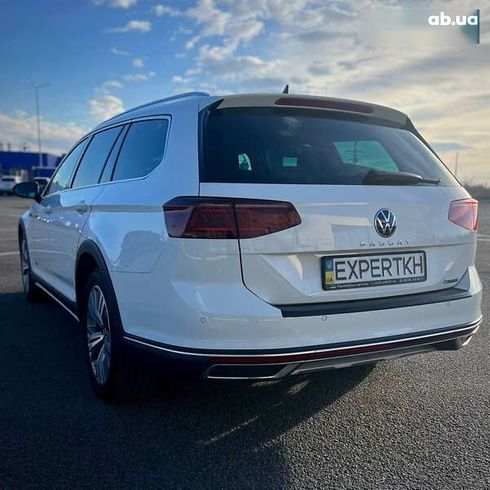 Volkswagen passat alltrack 2020 - фото 5