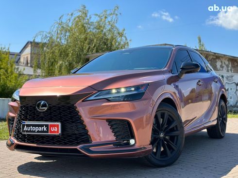 Lexus RX 2023 оранжевый - фото 2