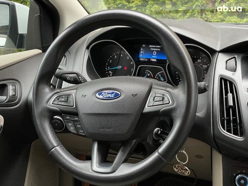 Ford Focus 2015 белый - фото 30