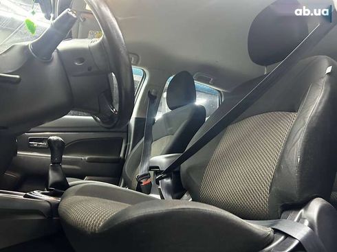Mitsubishi ASX 2017 - фото 10
