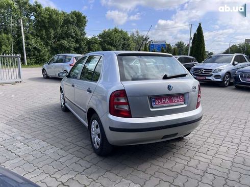 Skoda Fabia 2004 - фото 3