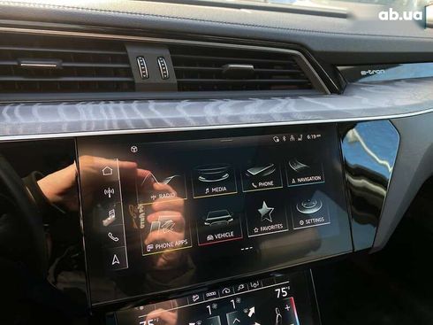Audi E-Tron 2021 - фото 16