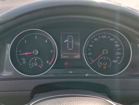 Volkswagen Golf 2019 белый - фото 21