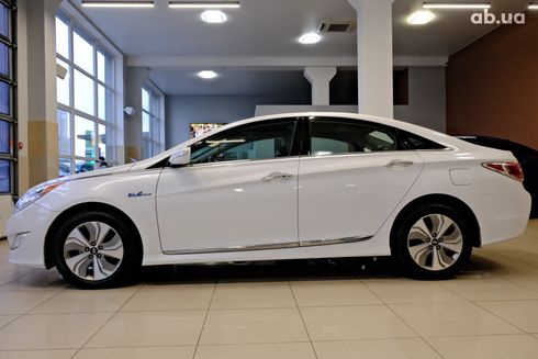 Hyundai Sonata 2014 белый - фото 4