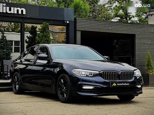 BMW 5 серия 2016 - фото 9