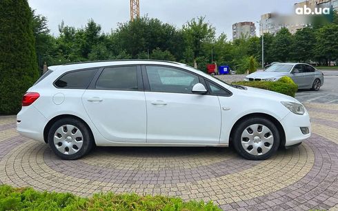 Opel Astra 2012 - фото 8