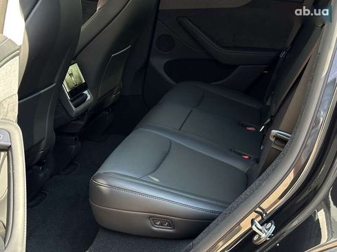 Tesla Model Y 2025 - фото 16