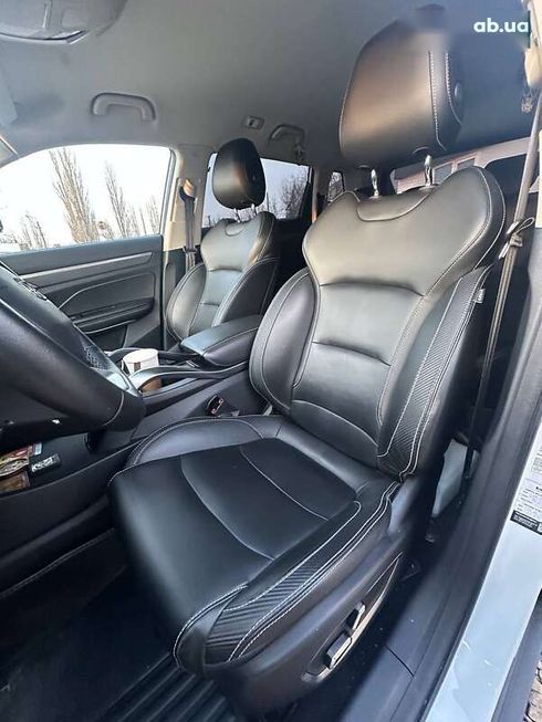 Geely Atlas 2022 - фото 14