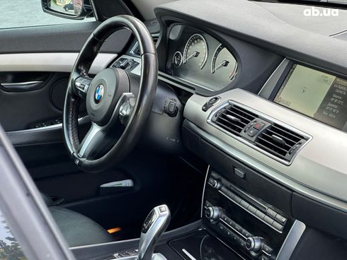 BMW 5 серия 2013 черный - фото 21
