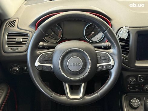 Jeep Compass 2019 белый - фото 23