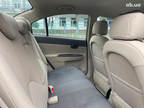 Hyundai Accent 2007 бежевый - фото 23