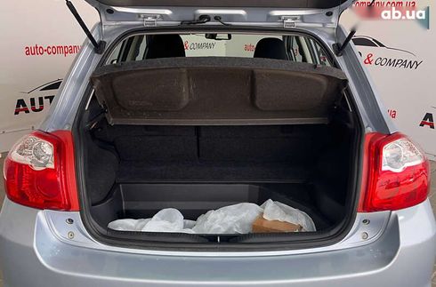 Toyota Auris 2012 - фото 20