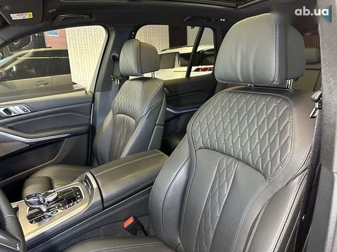 BMW X5 2020 - фото 28