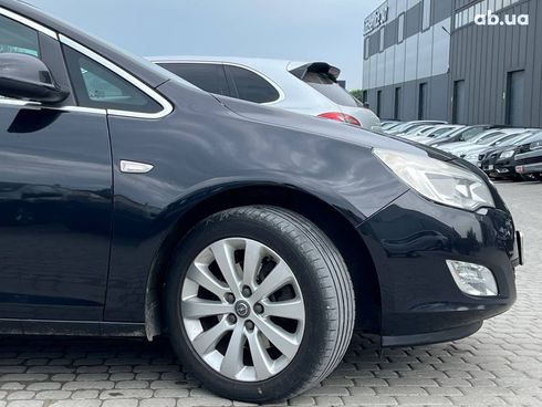 Opel Astra 2011 черный - фото 42