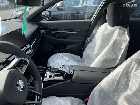 BMW 5 серия 2024 - фото 28