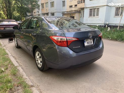 Toyota Corolla 2015 серый - фото 3