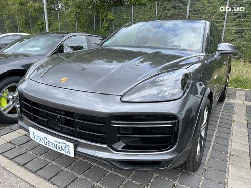 Porsche Cayenne Turbo S E-Hybrid 2022 - фото 24