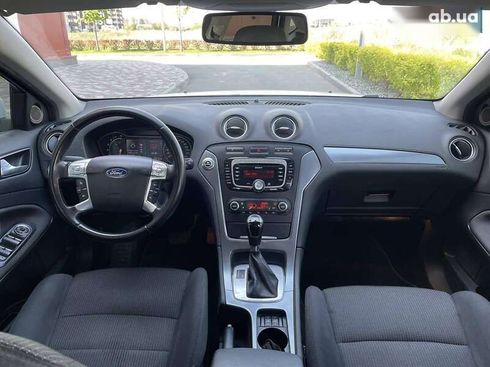 Ford Mondeo 2011 - фото 16
