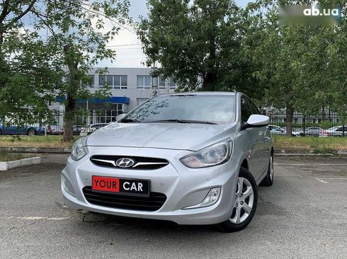 Hyundai Accent 2012 - фото 2