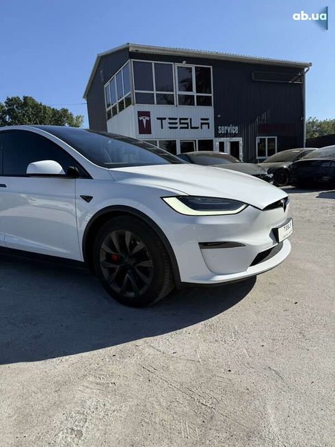 Tesla Model X 2022 - фото 10