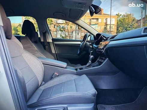 Skoda Superb 2019 - фото 28